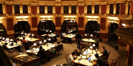 賓大圖書館